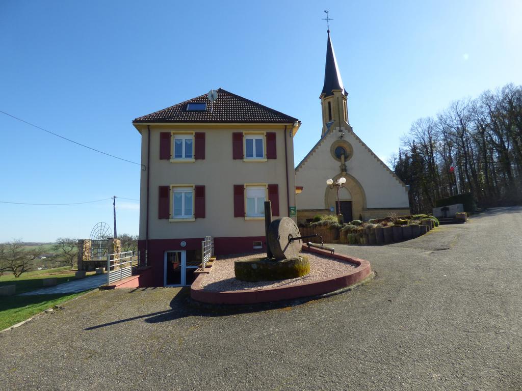 Gite "Vue Sur La Frontiere" Heining-les-Bouzonville Kültér fotó